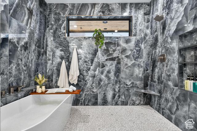 5204 W 2040 S, Hurricane, UT 84737