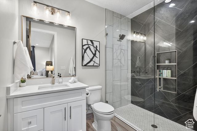 5204 W 2040 S, Hurricane, UT 84737