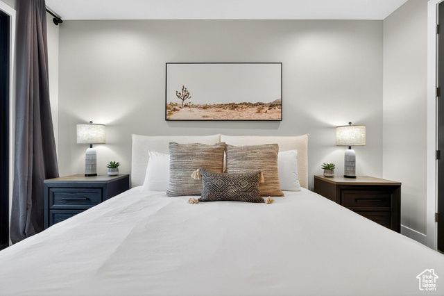 5204 W 2040 S, Hurricane, UT 84737