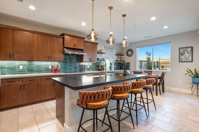 1243 Wildflower Drive, Madera, CA 93636