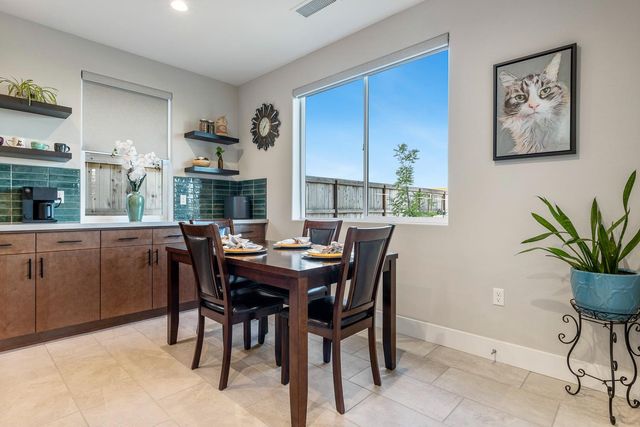 1243 Wildflower Drive, Madera, CA 93636