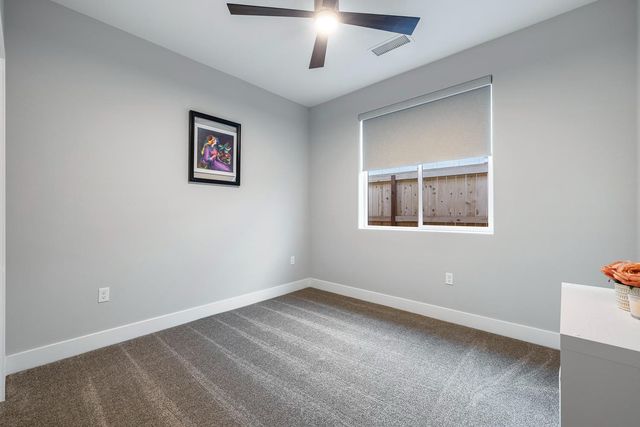1243 Wildflower Drive, Madera, CA 93636