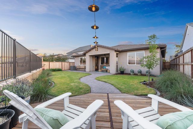 1243 Wildflower Drive, Madera, CA 93636