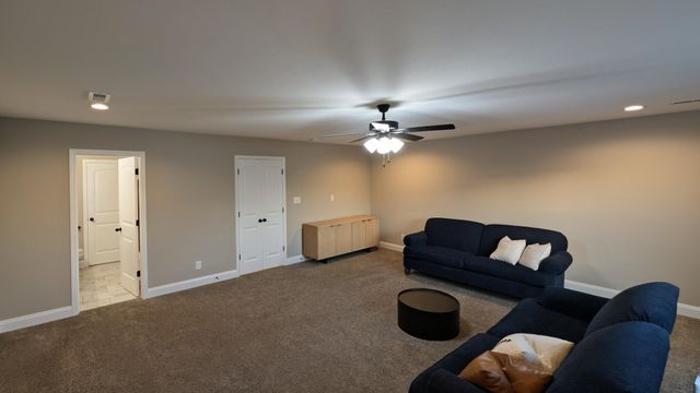 346 Rye DR, Clarksville, TN 37043