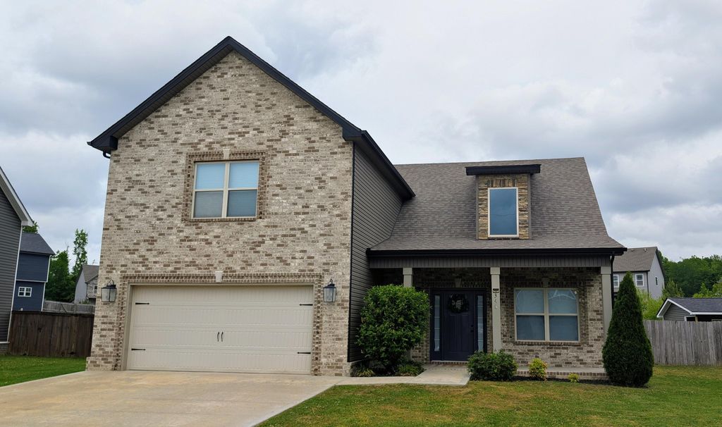 346 Rye DR, Clarksville, TN 37043