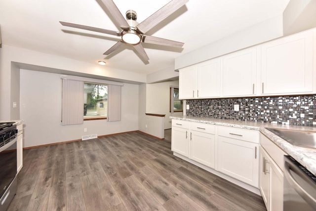 9030 W Helena COURT, Milwaukee, WI 53224