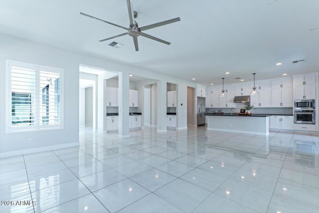 3818 E Lynx Place, Chandler, AZ 85249