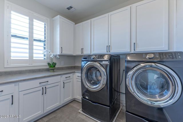 3818 E Lynx Place, Chandler, AZ 85249