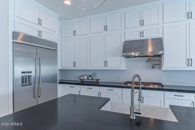 3818 E Lynx Place, Chandler, AZ 85249