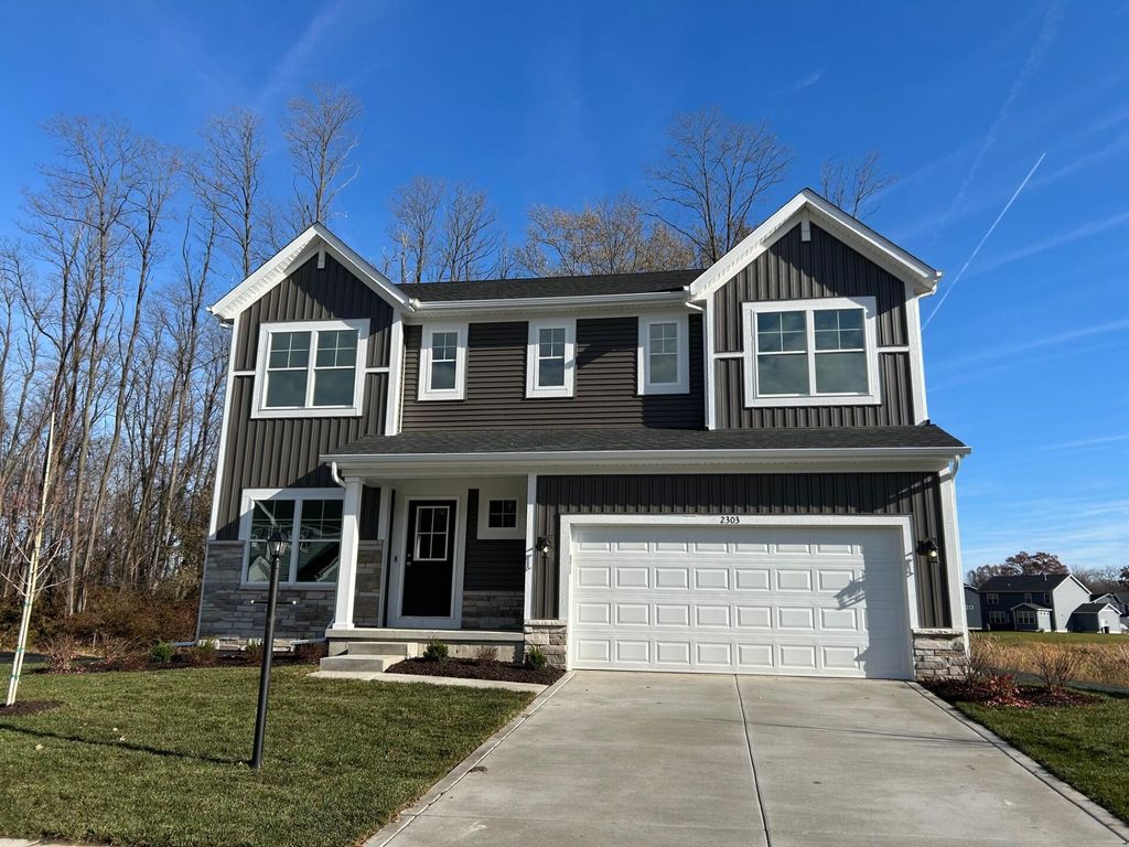 2303 Dunewood Street, Portage, IN 46368