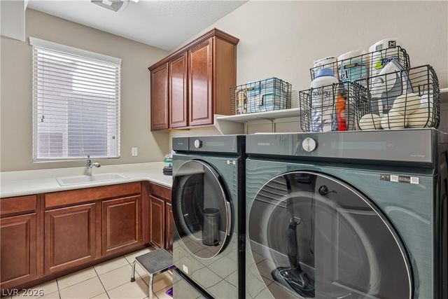 9490 Wild Valley Avenue, Las Vegas, NV 89148