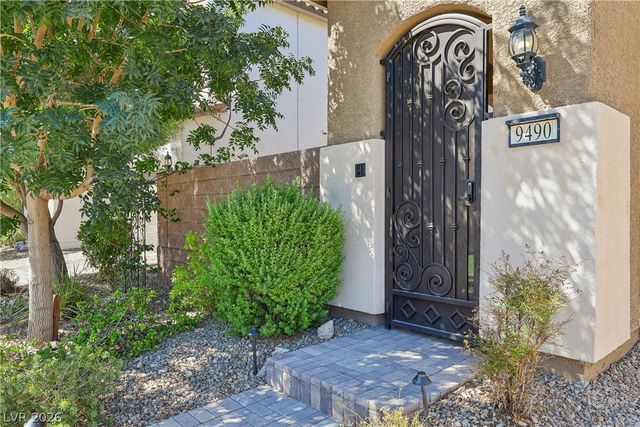 9490 Wild Valley Avenue, Las Vegas, NV 89148