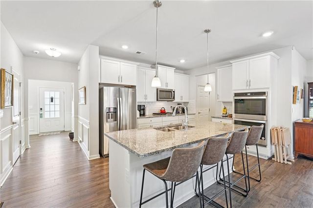 7409 Jennadee Drive, Fairburn, GA 30213