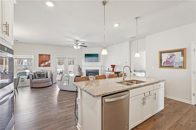 7409 Jennadee Drive, Fairburn, GA 30213