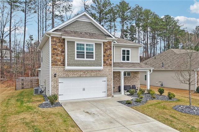 7409 Jennadee Drive, Fairburn, GA 30213