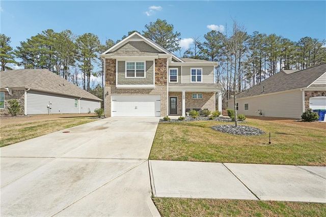 7409 Jennadee Drive, Fairburn, GA 30213