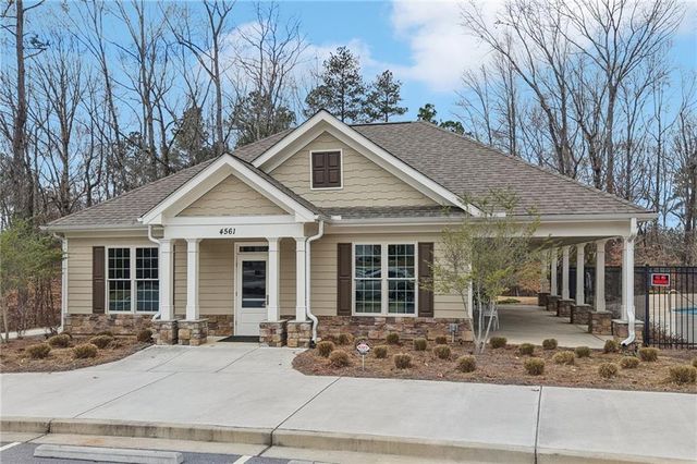 7409 Jennadee Drive, Fairburn, GA 30213