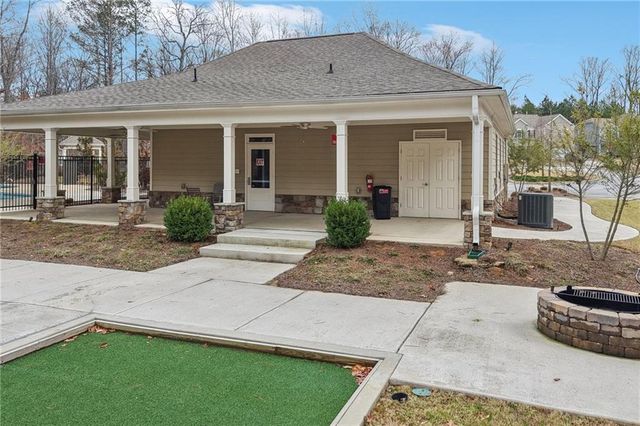 7409 Jennadee Drive, Fairburn, GA 30213