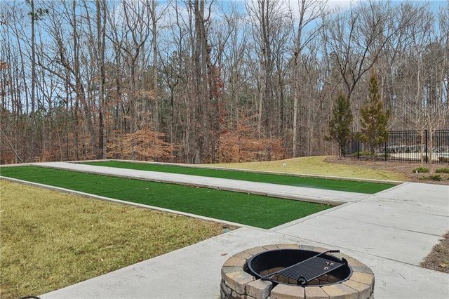 7409 Jennadee Drive, Fairburn, GA 30213