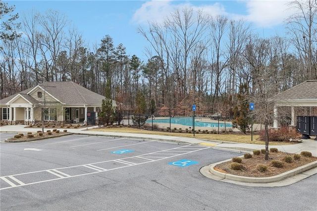 7409 Jennadee Drive, Fairburn, GA 30213