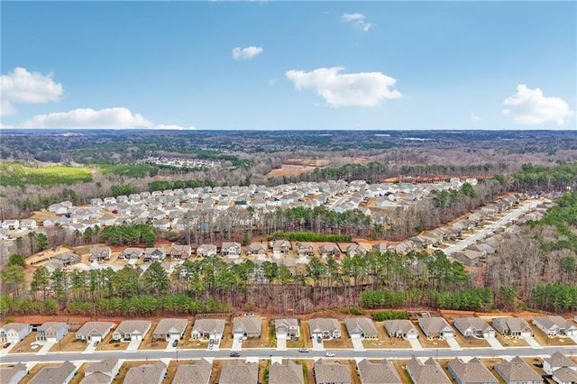 7409 Jennadee Drive, Fairburn, GA 30213