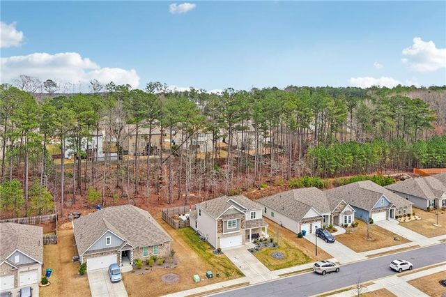 7409 Jennadee Drive, Fairburn, GA 30213