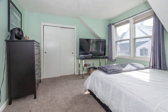 57 Victory Road 1, Boston, MA 02122