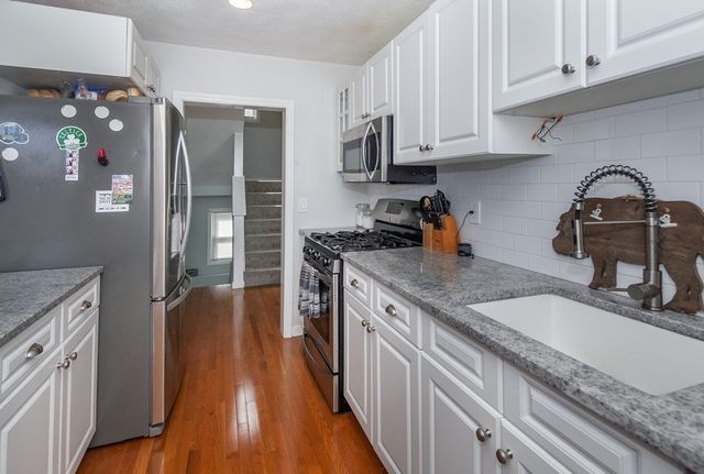 57 Victory Road 1, Boston, MA 02122