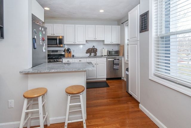 57 Victory Road 1, Boston, MA 02122