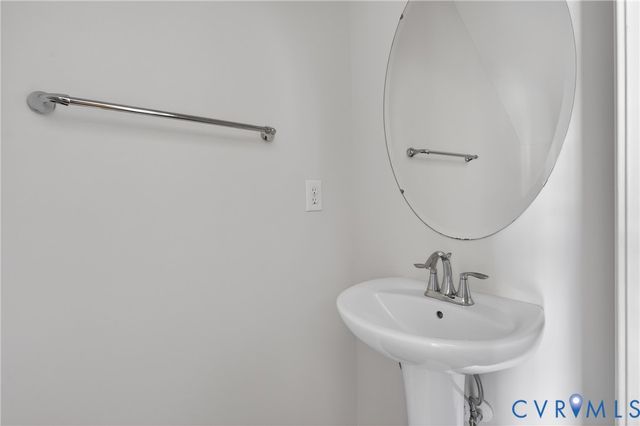 6036 Eagles Crest Dr, Chesterfield, VA 23832