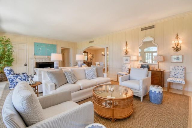 485 S Beach Road, Jupiter Island, FL 33455