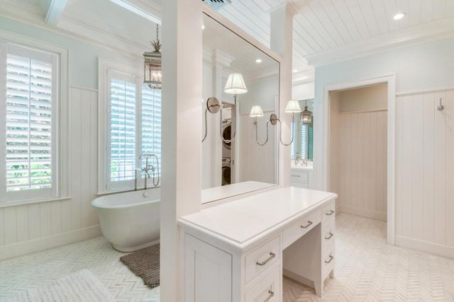 485 S Beach Road, Jupiter Island, FL 33455