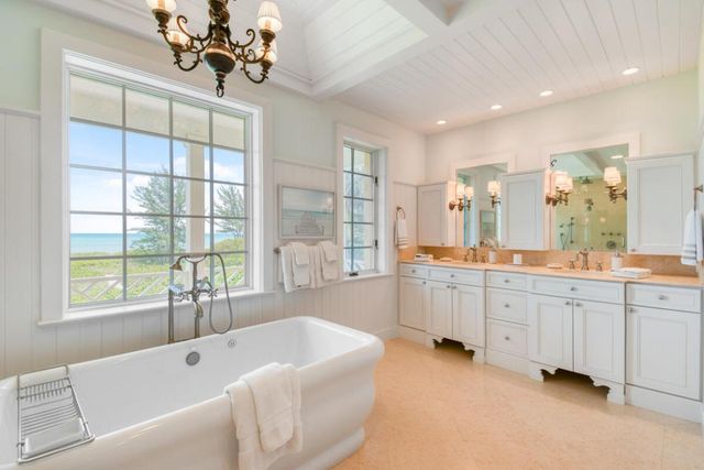 485 S Beach Road, Jupiter Island, FL 33455