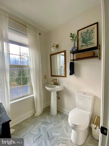 70 PLATT PL, Feasterville Trevose, PA 19053