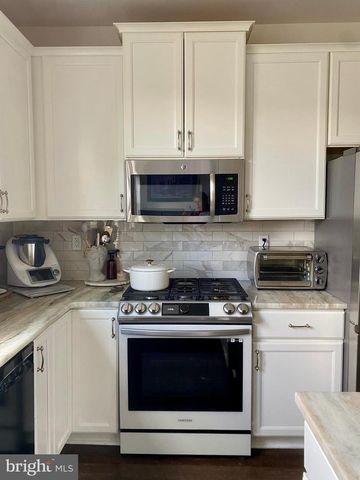 70 PLATT PL, Feasterville Trevose, PA 19053