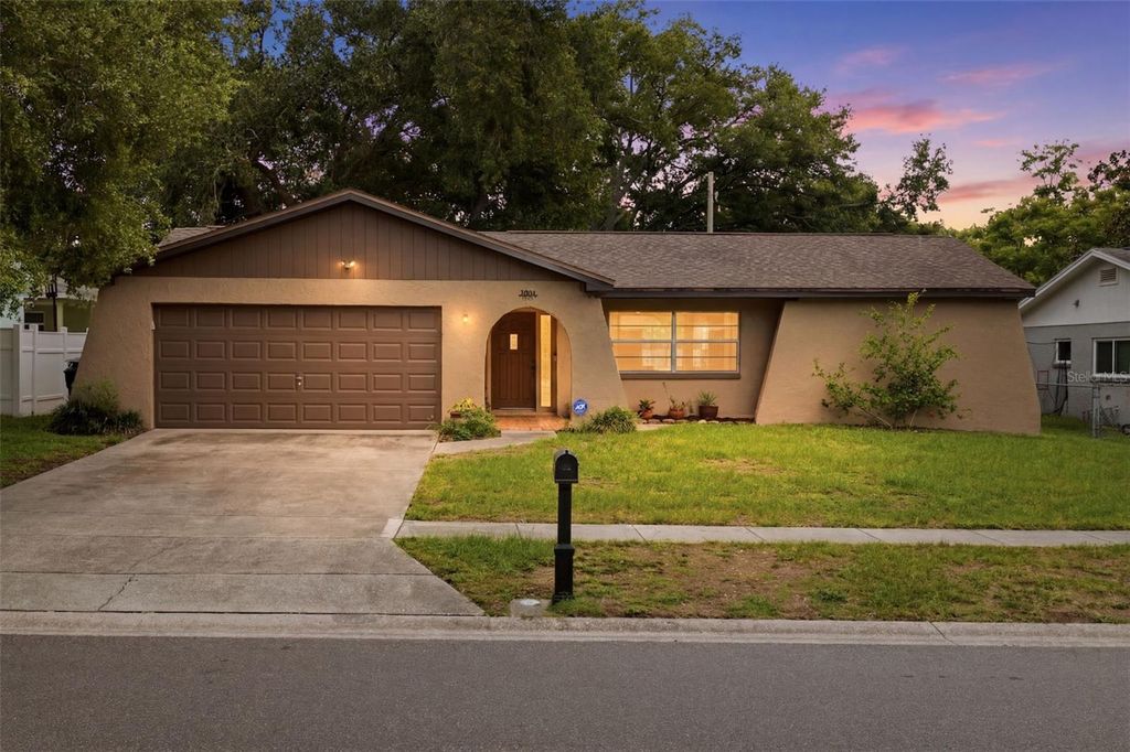 1901 BRIARWOOD STREET, Dunedin, FL 34698