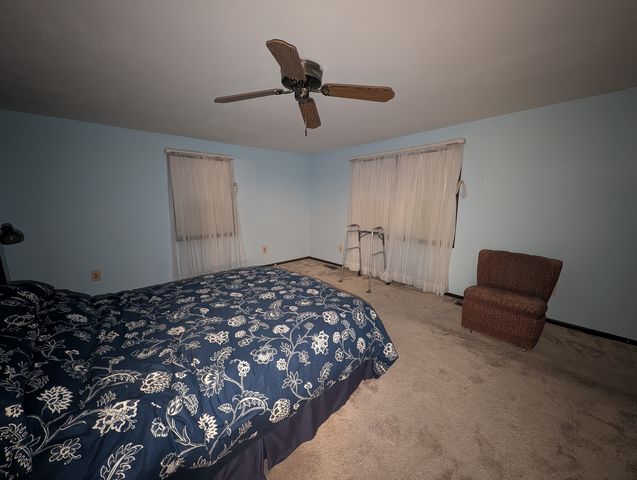 9319 N Knight Avenue, Des Plaines, IL 60016