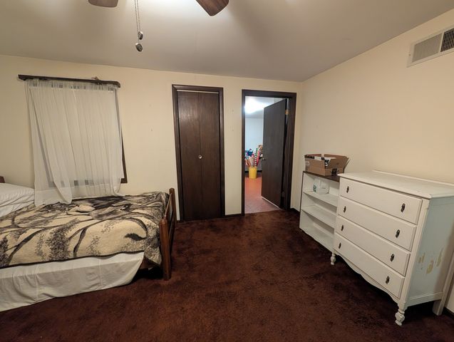 9319 N Knight Avenue, Des Plaines, IL 60016