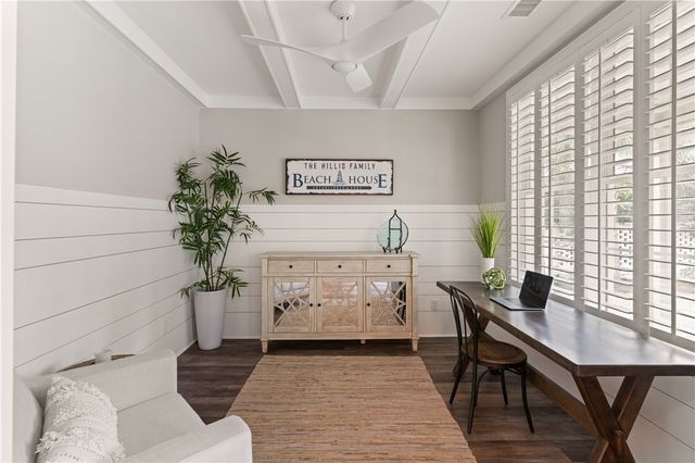 420 Yacht Club Lane, St Simons Island, GA 31522