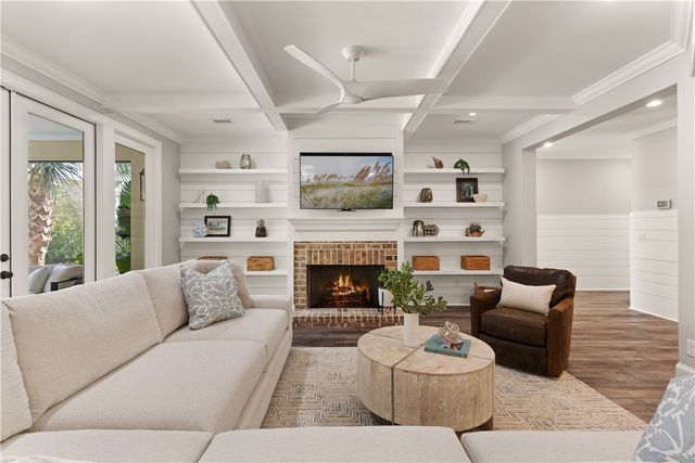 420 Yacht Club Lane, St Simons Island, GA 31522