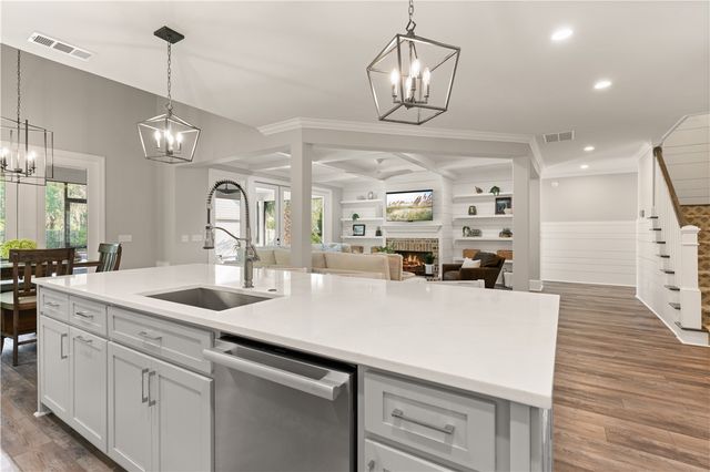 420 Yacht Club Lane, St Simons Island, GA 31522