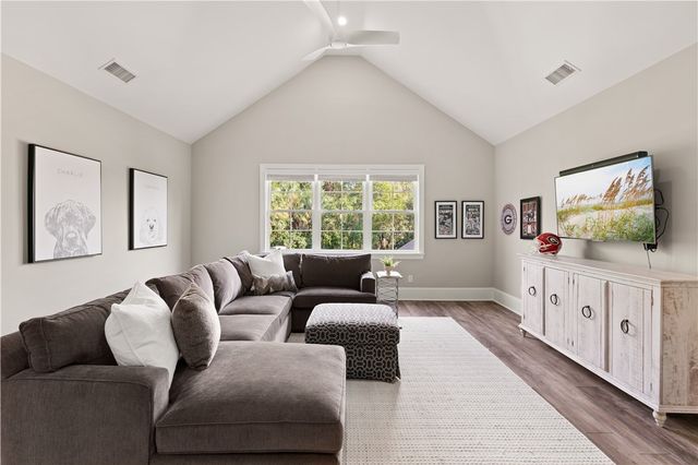 420 Yacht Club Lane, St Simons Island, GA 31522