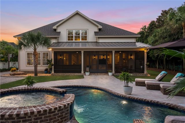 420 Yacht Club Lane, St Simons Island, GA 31522