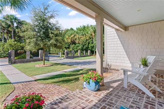 420 Yacht Club Lane, St Simons Island, GA 31522