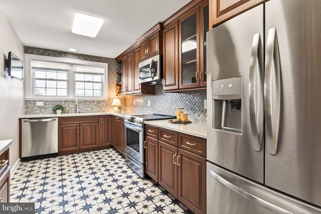 1955 KIRBY RD, Mclean, VA 22101