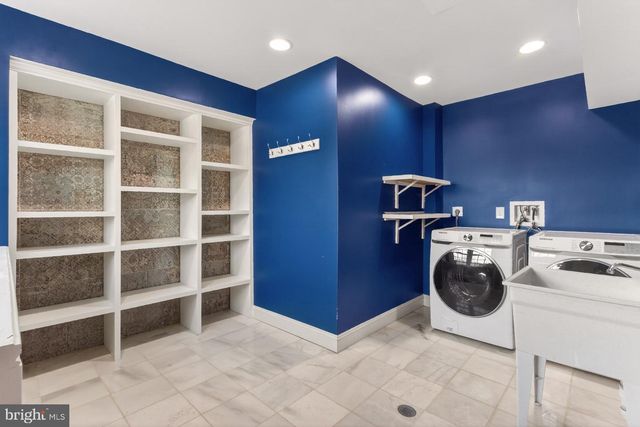 1955 KIRBY RD, Mclean, VA 22101