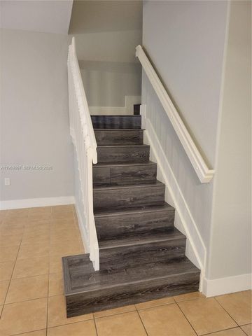 2851 W Prospect Rd 405, Tamarac, FL 33309