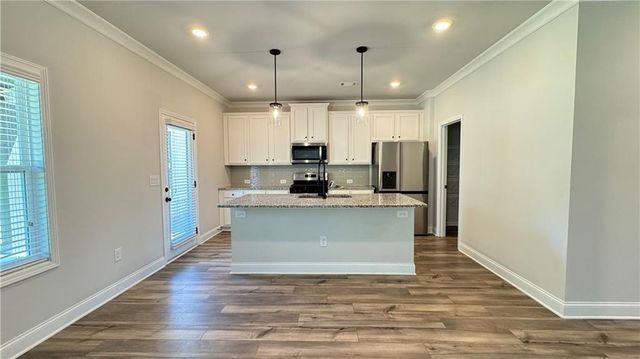 2920 Westgate Park Drive, Loganville, GA 30052