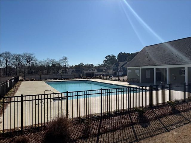 2920 Westgate Park Drive, Loganville, GA 30052
