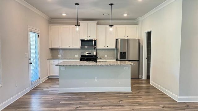 2920 Westgate Park Drive, Loganville, GA 30052